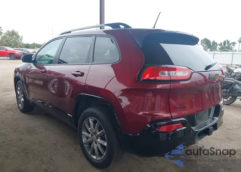 2018 Jeep Cherokee Latitude Tech Connect 4X4 из США, поврежденный, VIN 1C4PJMCB9JD610652